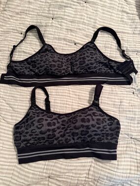 Mom cozy Seamless Leopard Nursing Bralette -set of 2- medium and large